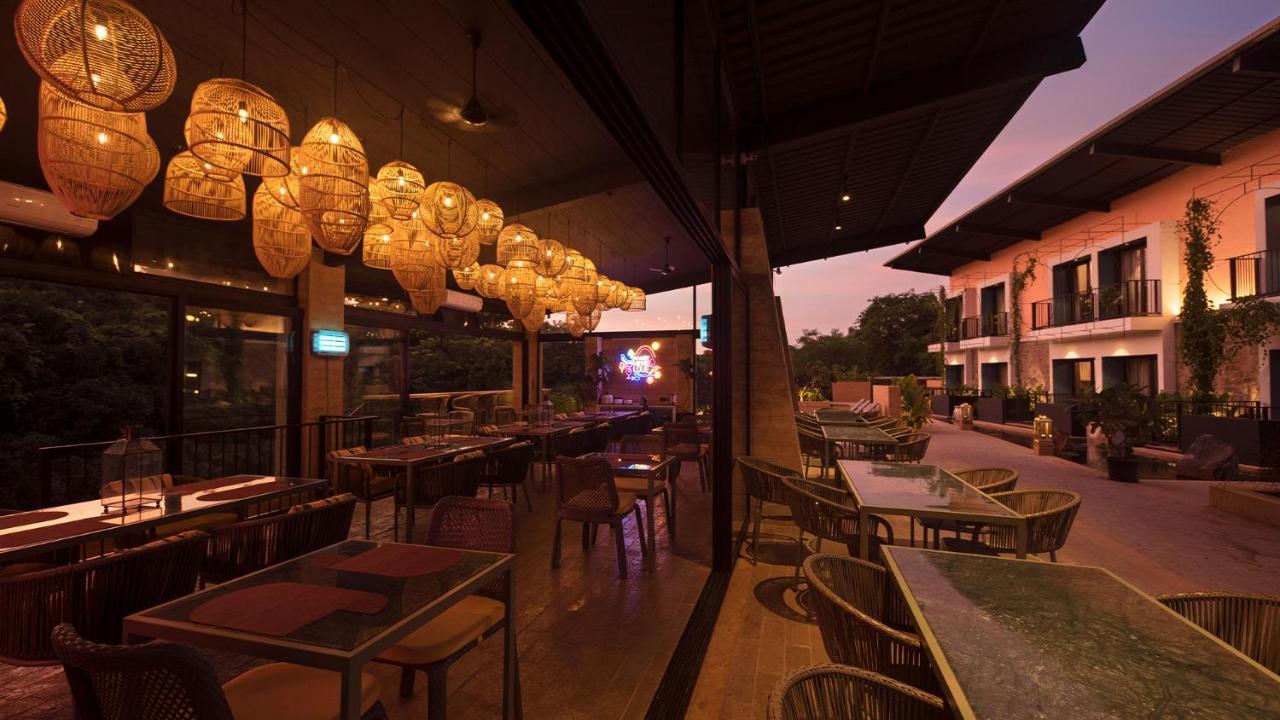 Hotel East India House à Gorai Extérieur photo