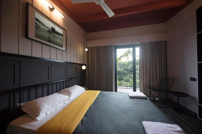 Hotel East India House à Gorai Extérieur photo